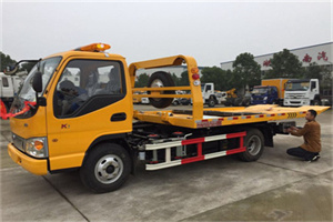 黄冈哪里有拖车服务